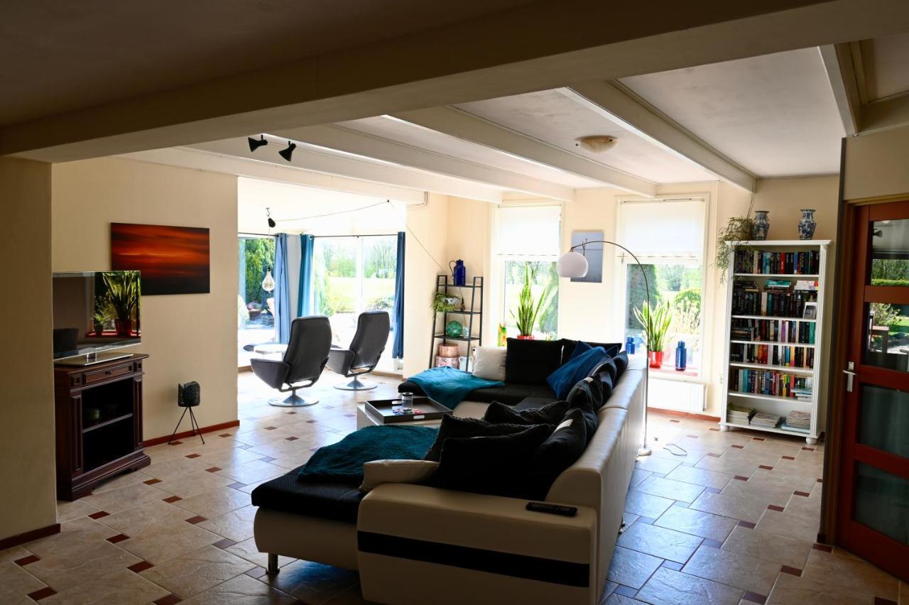 Vakantiehuis Het Voorhuis Op Landgoed Koepeltjesplaats Gaast ภายนอก รูปภาพ