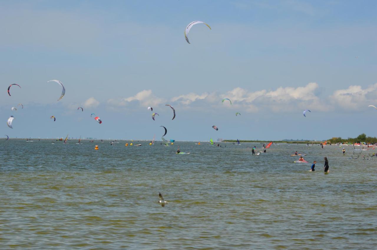 Vakantiehuis Het Voorhuis Op Landgoed Koepeltjesplaats Gaast ภายนอก รูปภาพ